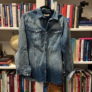 Allsaints distressed denim pearl snap shirt - size large